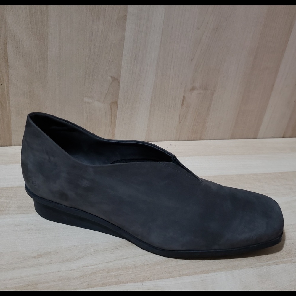 Women's ARCHE Nubuck Leather Shoes sz 10 Flats